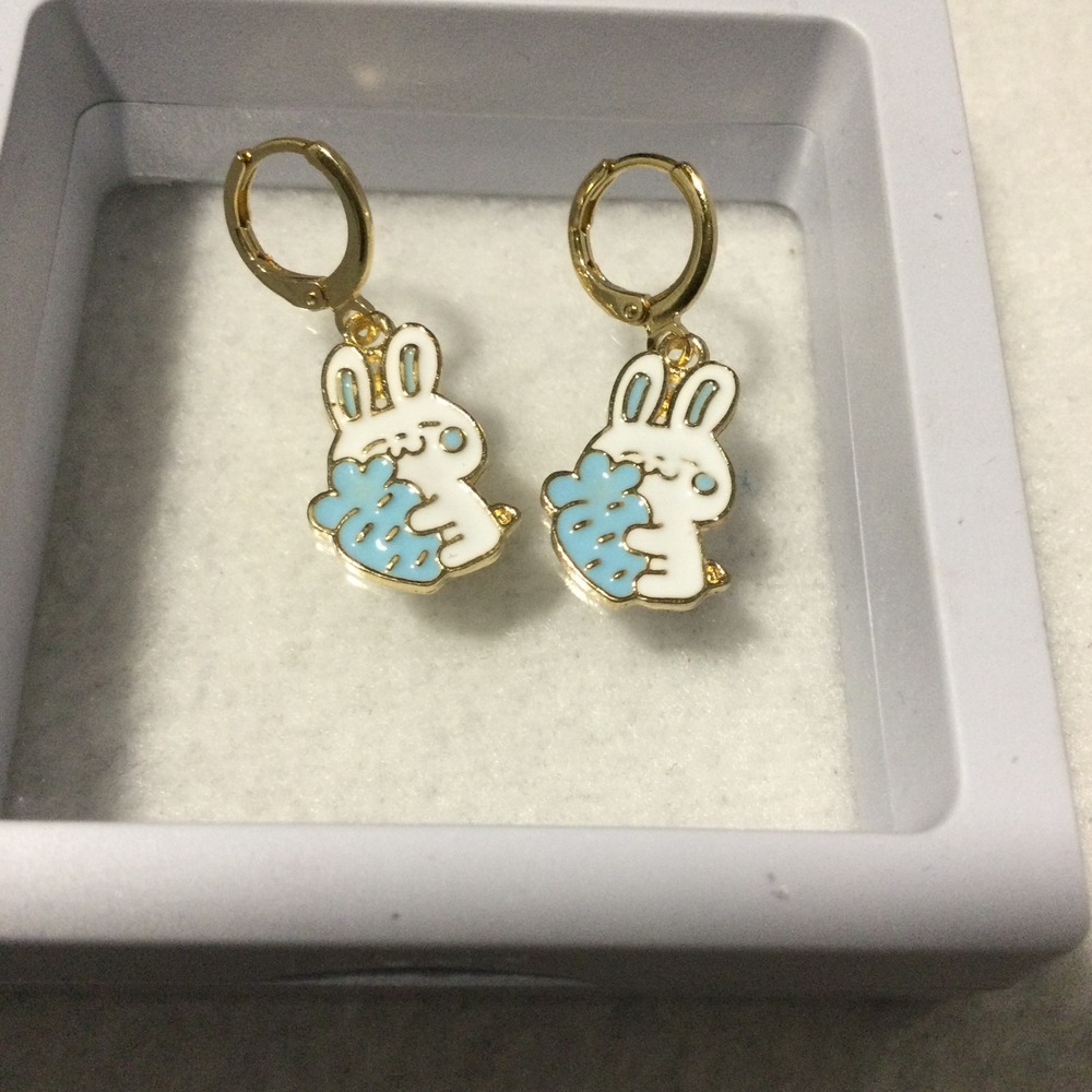 Gold Laminated Bunny Rabbit Dangle‎ Earrings Gold Tone Blue White Kawaii Jewelry